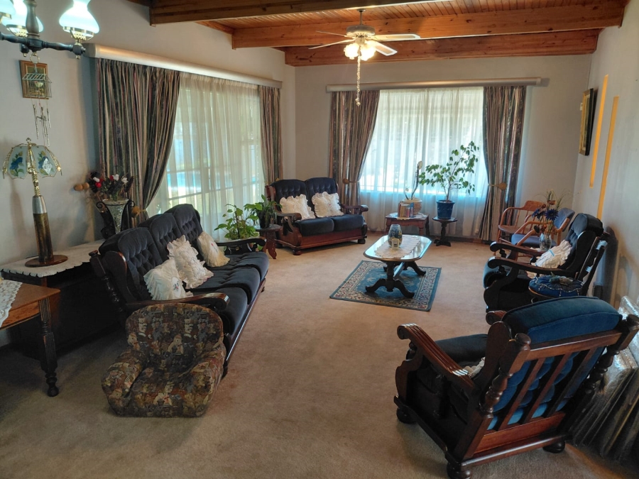 4 Bedroom Property for Sale in Fichardt Park Free State